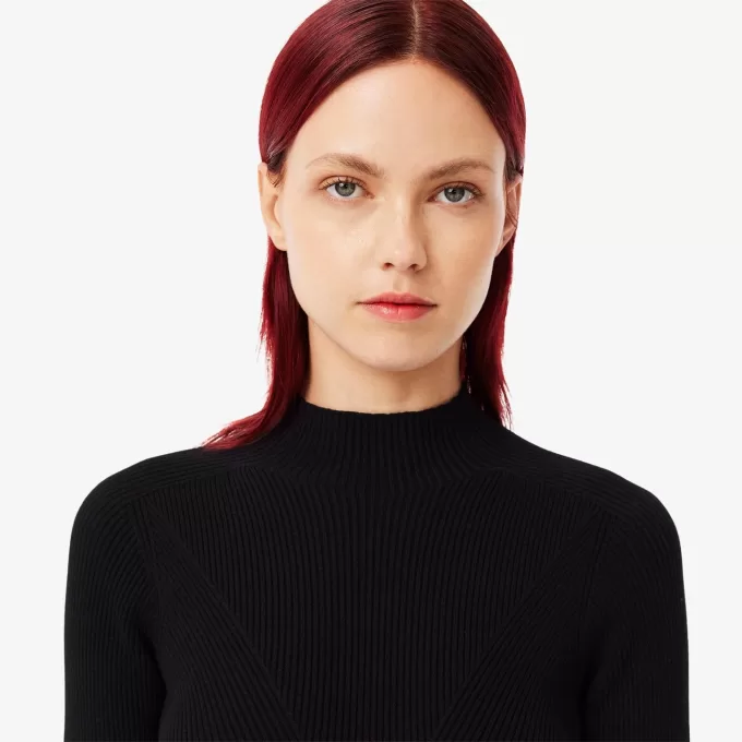Højhalset 3D ribstrikket sweater