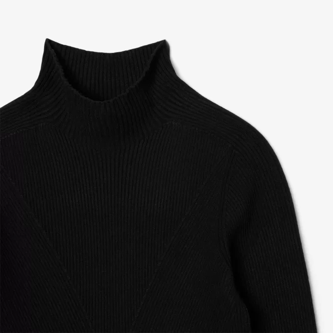 Højhalset 3D ribstrikket sweater