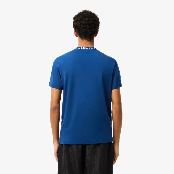 Letvægts T-shirt med Jacquard-hals i piqué