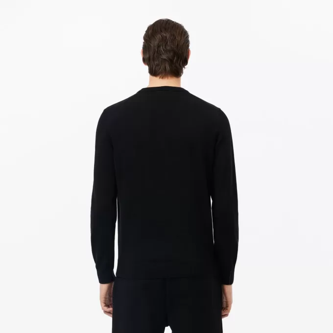Monokrom sweater med rund hals